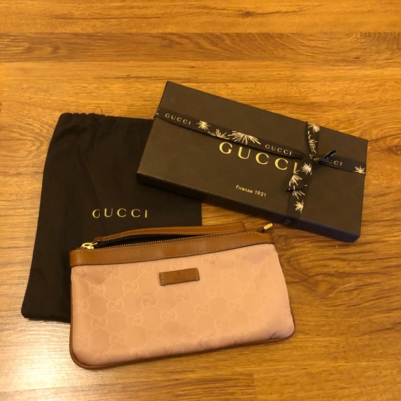 Gucci Wristlet - Picture 6 of 7